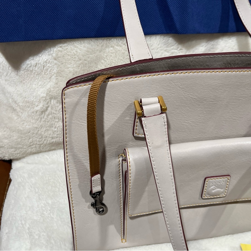 NWT LG Dooney & Bourke Saffiano Florentine Leather Shoulder Handbag Neutral Zips - Picture 7 of 15